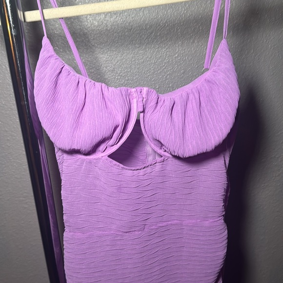 Prettylittlething dress - Picture 2 of 5